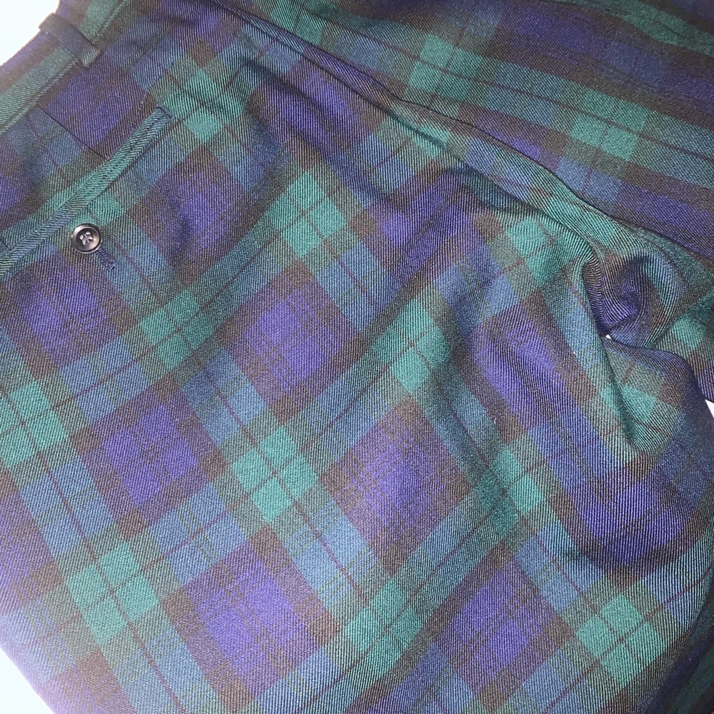 Suit - Picture 9 of 11